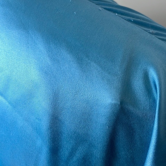 Victoria’s Secret Y2K Slip Robe Set - Picture 8 of 9